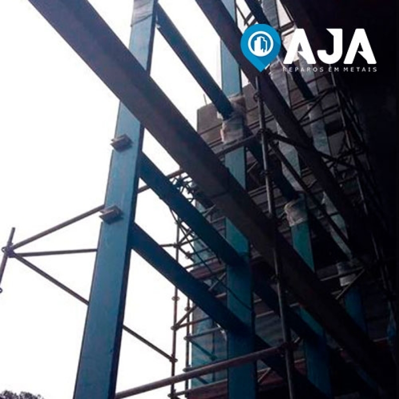 Manutenção de Perfil de Alumínio de 6 Metros Valor Sumaré - Manutenção de Perfil de Alumínio para Degrau de Escada